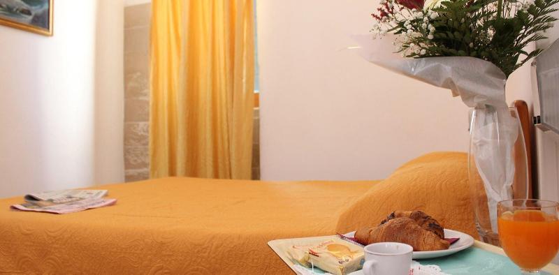 Hotel Punta San Francesco فيستَ المظهر الخارجي الصورة