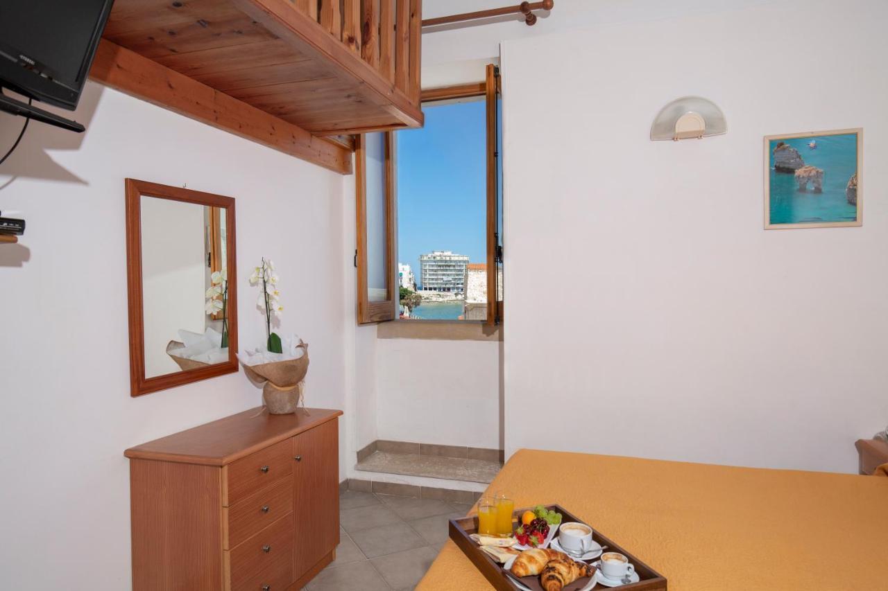 Hotel Punta San Francesco فيستَ المظهر الخارجي الصورة