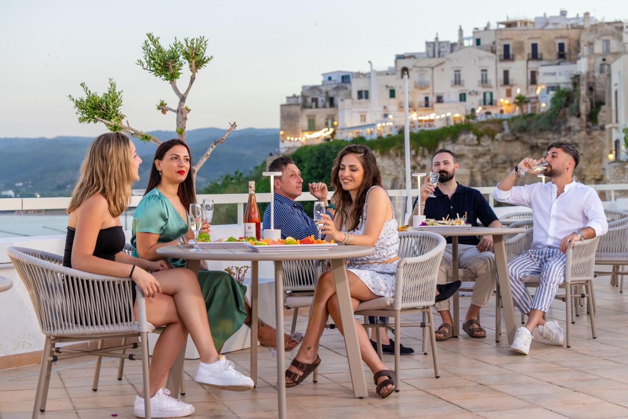 Hotel Punta San Francesco فيستَ المظهر الخارجي الصورة