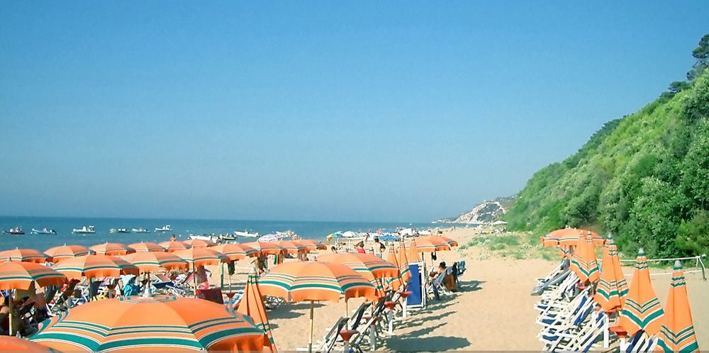 Hotel Punta San Francesco فيستَ المظهر الخارجي الصورة